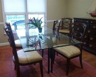 Glass top dining table w/6 chairs