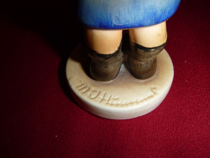 cute vintage Hummel figurine mark