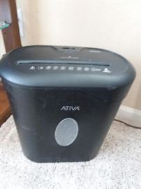 Activa Paper Shredder&nbsp; #OB CC&nbsp;03!
