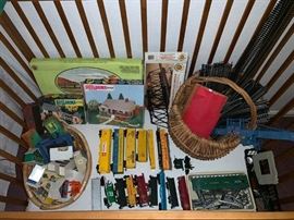 Bachman, Tyco, AHM & Life Like Build 'Em Model Trains!