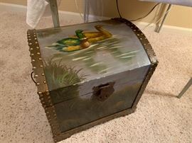 Beautiful Pond Scene Chest!