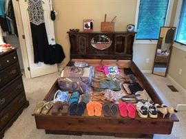 Vintage Queen Headboard & Frame! Purses, Women's Shoes & Clothing Size XS-S, Formal Outfit, Men's Clothing Size Large, Queen & Full Linens!