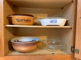 Pyrex "Old Orchard" Casserole, Vintage Nesting Bowls and "Log Cabin" Amanda Browning Skillet!