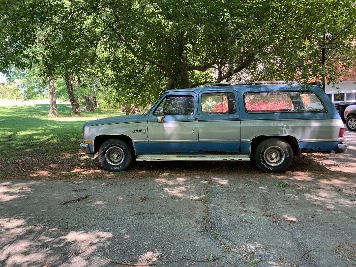 1984 2WD Diesel Suburban, running