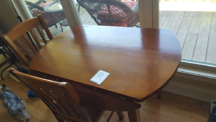 Solid wood kitchen table 2 chairs
