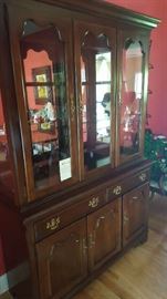 Thomasville Cherry wood china cabinet