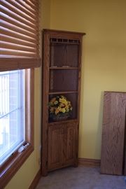 Corner Curio, Floral Arrangement