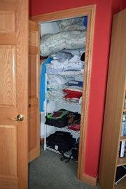 Linens, Bags