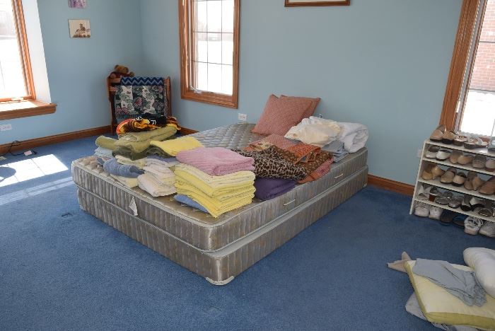 Mattress and Box Spring, Linens