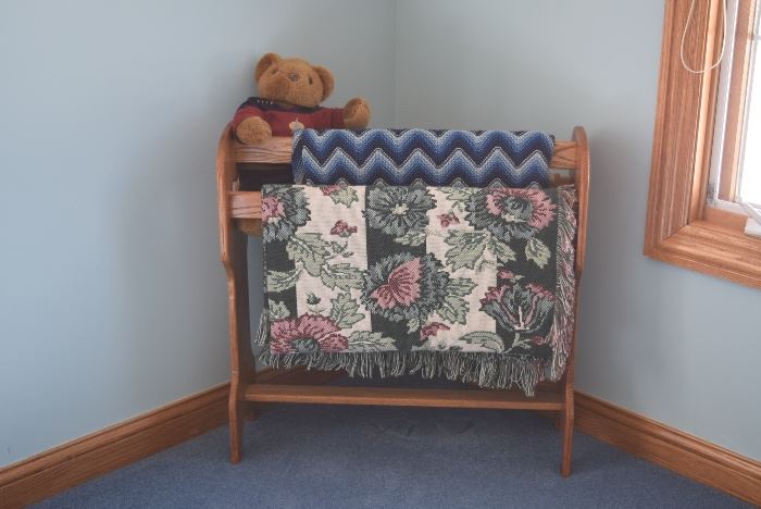 Quilt/Throw Rack, Throws