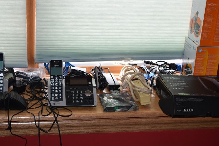 Phones & Electronics