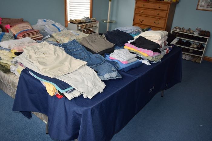 Shorts, Linens