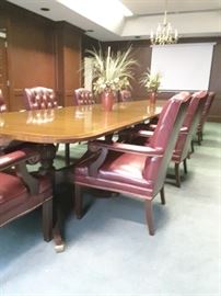 Beautiful mahogany conference table, 20 foot length!
