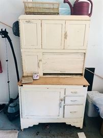 Vintage Hoosier cabinet with flour bin & tin bread box - in need of some TLC