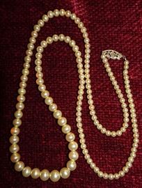 Antique Pearl Necklace