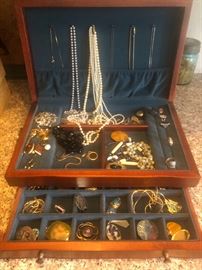 jewelry box 