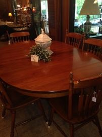 Breakfast table & 6 chairs