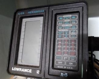 Lowrance Fish Finder