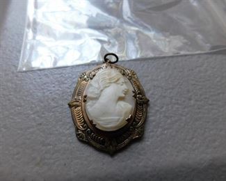 Old Cameo pendant