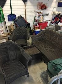Love seat, 2 chairs, hassock, coffee table