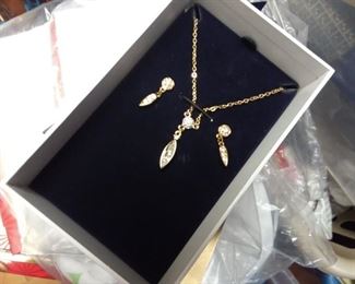 SWAROVSKI CRYSTAL Jewelry.
Some new in box. Many fashion jewelry pieces available from assorted makers in various conditions and quality, priced appropriately