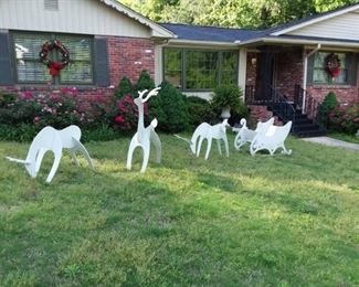 Christmas decor for the yard & interior!