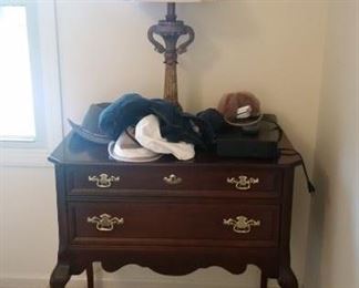 Bassett nightstand or accent table, table lamp (3-way), hats, ball caps, & earmuffs 