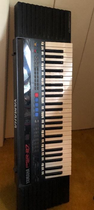 Yamaha Keyboard (As Is, Needs Power Cord)