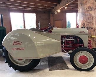 1942 FORD "9N ORCHARD" TRACTOR