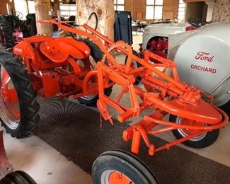 1949 ALLIS CHALMERS "G" TRACTOR