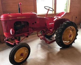 1952 MASSEY HARRIS "PONY" TRACTOR