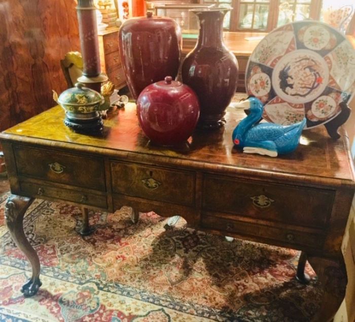 An Antique Burled Wood English 5 Drawer Desk/Console ca 1880