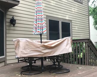 Patio Set with Cover