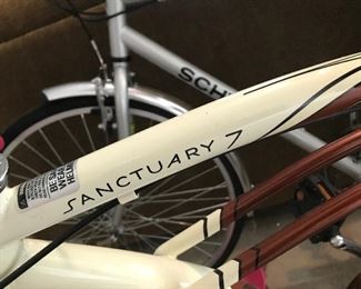 Schwinn Sanctuary 7 Bike