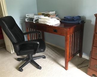 Desk & Office Chair