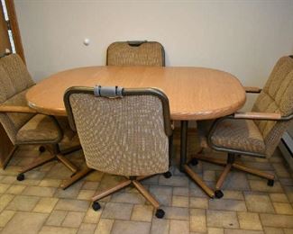 KITCHEN TABLE W/4 ROLLING CHAIRS