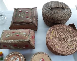 Ojibwa Native American baskets
