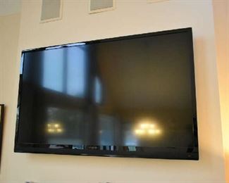 FLATSCREEN TV