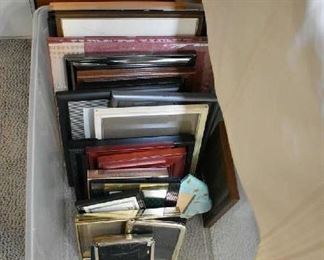 PHOTO FRAMES