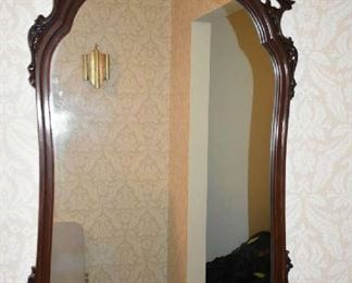 DECORATIVE MIRROR