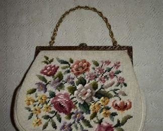 VINTAGE EMBROIDERED PURSE