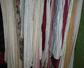 TABLECLOTHS