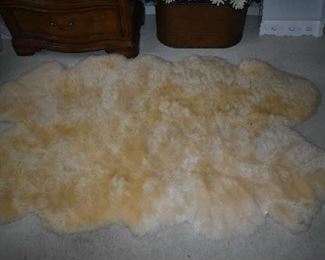 LAMBSKIN RUG