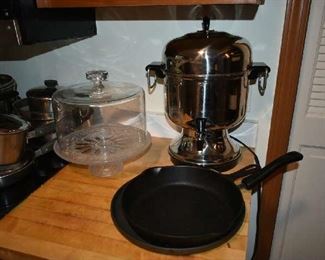 KITCHENWARE, GRISWALD CAST IRON