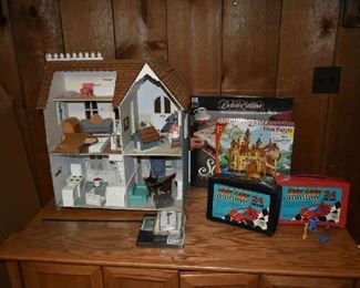 DOLLHOUSE, TOYS