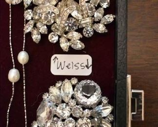 WEISS BROOCHES