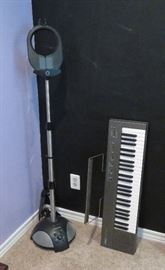 Karaoke microphones, Yamaha keyboard