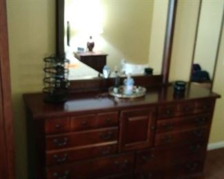 Pine bedroom bureau with detachable mirror