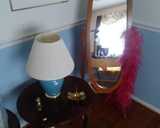Dressing mirror