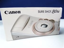 Canon Sure Shot 80u Camera w Carry Case